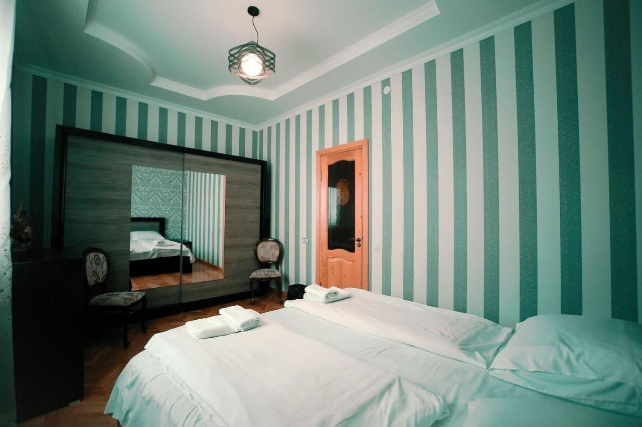 Apartment Old Koetaisi Buitenkant foto